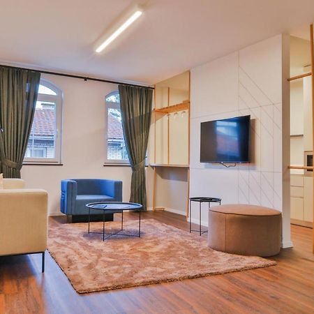 Benelux Hotel Peje Luaran gambar