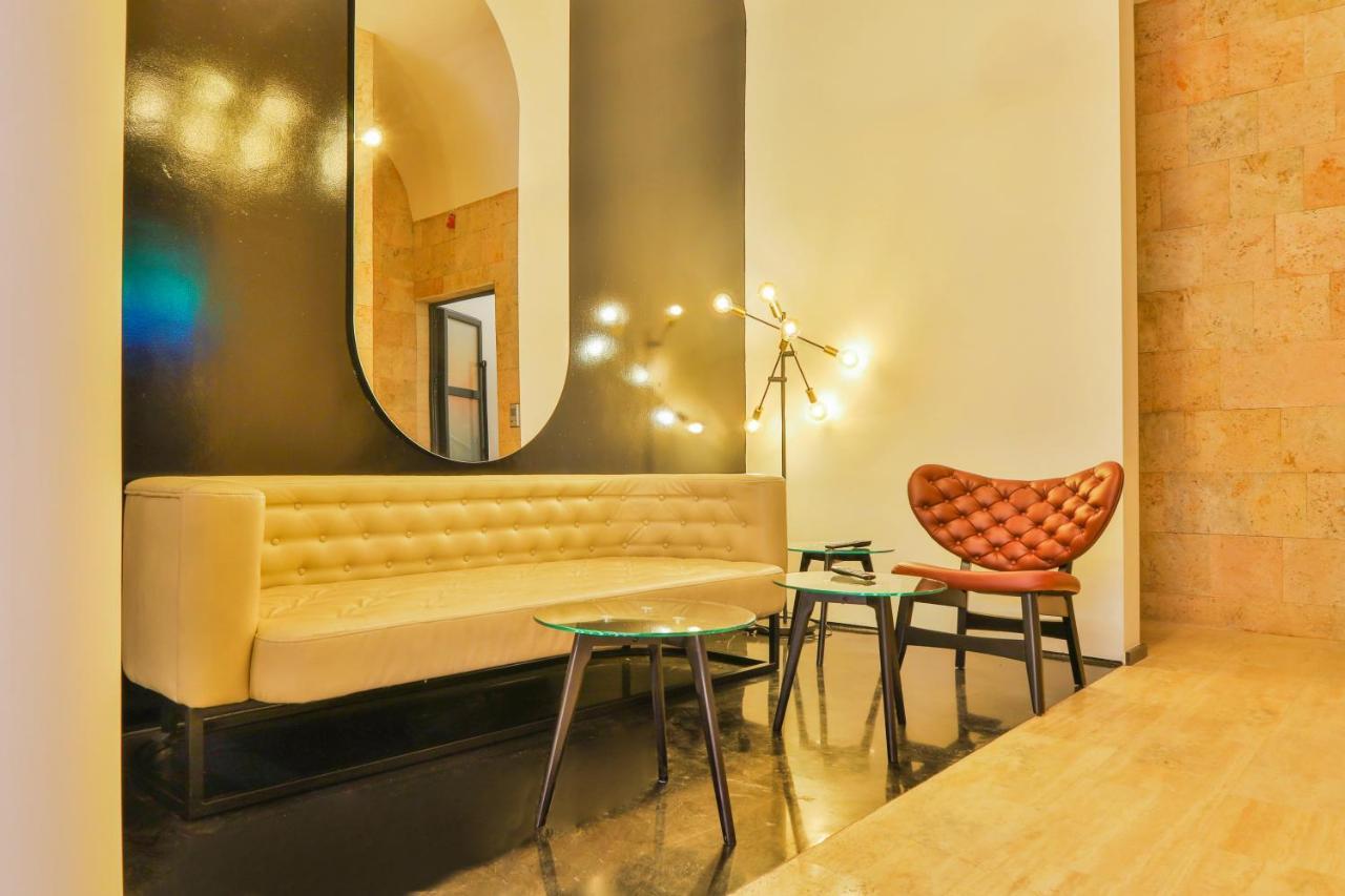 Benelux Hotel Peje Luaran gambar
