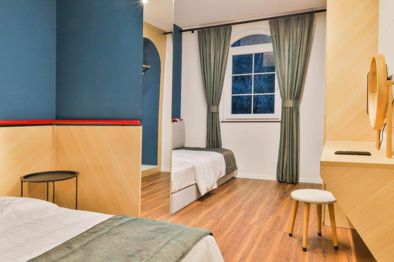 Benelux Hotel Peje Luaran gambar